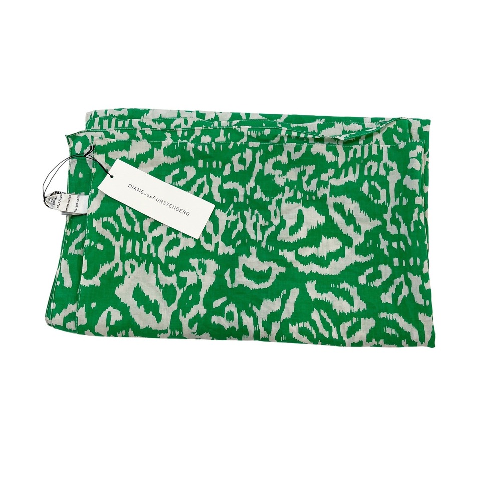 NEW Diane von Furstenberg GWP Sarong Green White Ikat Print 100% Cotton NWT Swim